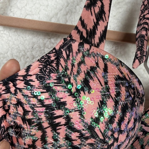 (B3) Victoria's Secret,Animal Print Bikini Set,36B/Sequined and Padded Bottoms - Picture 3 of 12